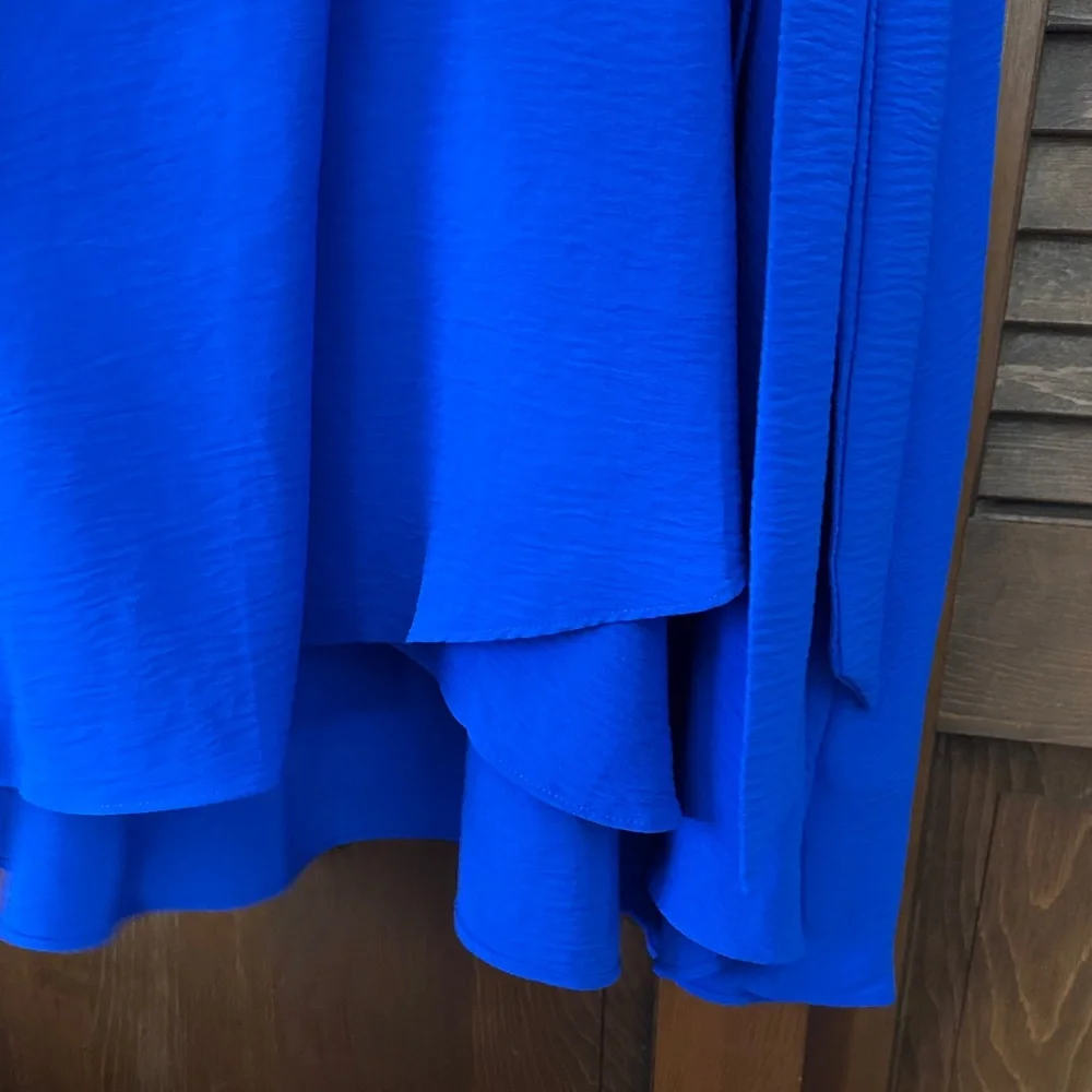 Chic Asymmetrical DKNY Blue Dress Size 4 - Picture 4 of 5